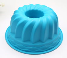 Load image into Gallery viewer, Silicone Cake Mold